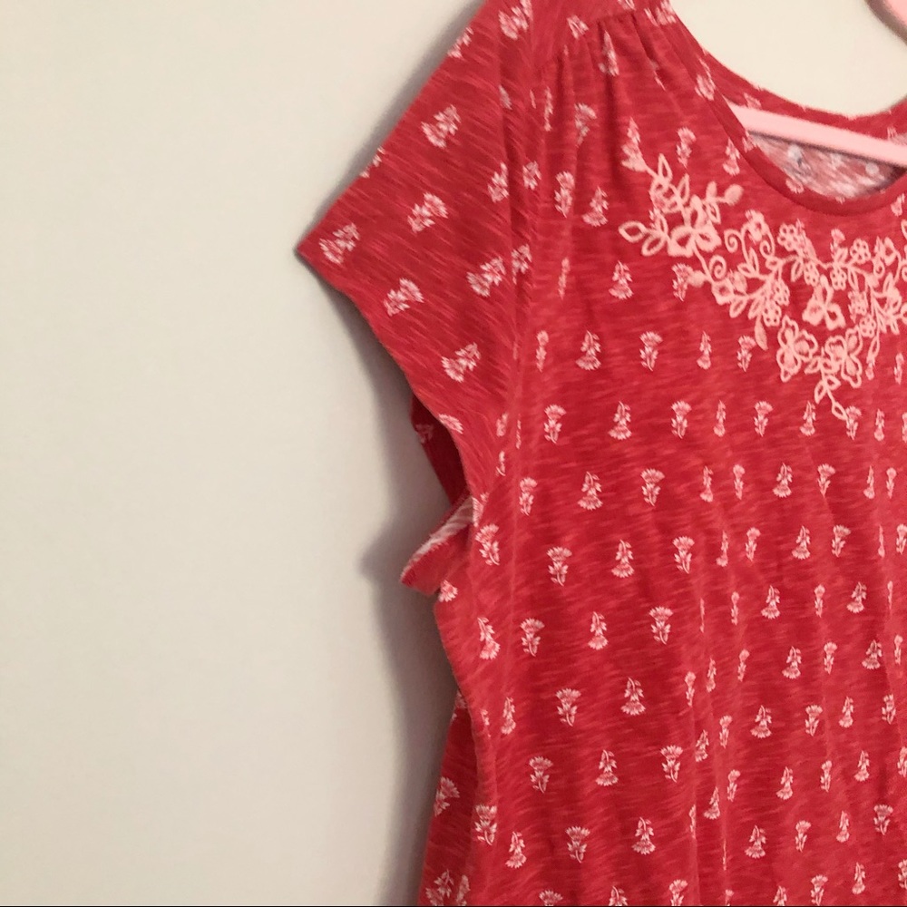 St Johns Bay Women’s Red Floral Embroidered Shirt - Picture 4 of 5